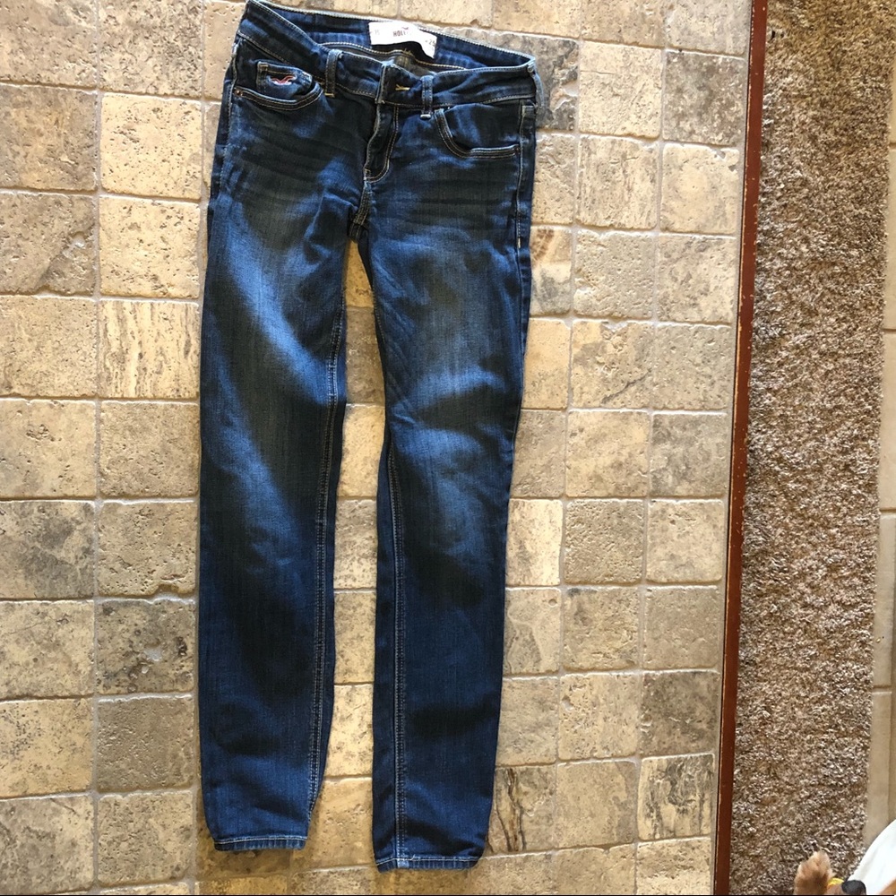 Hollister Jeans - Picture 1 of 3